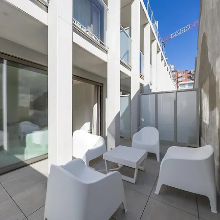 Stylish Home, Location, Cleaning Included *